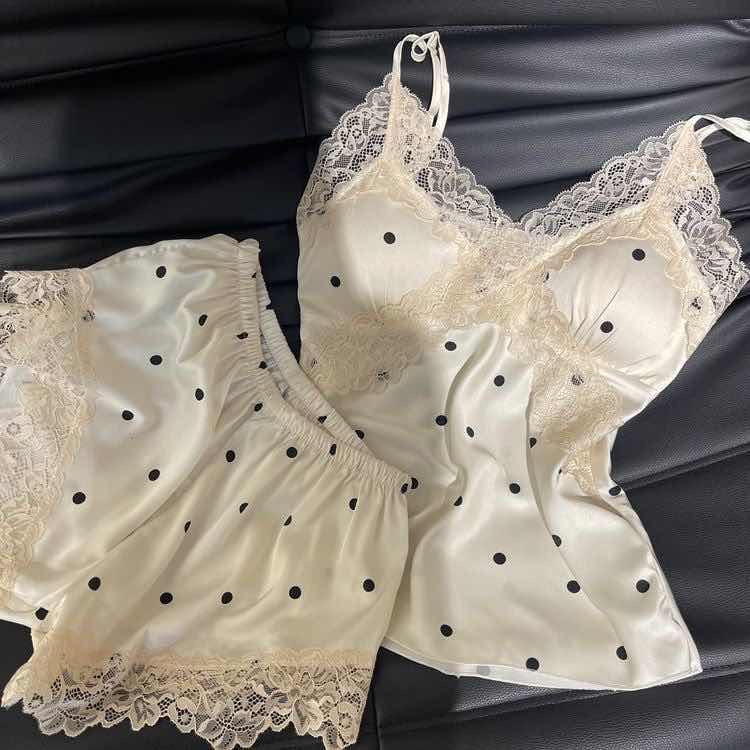 pajama set