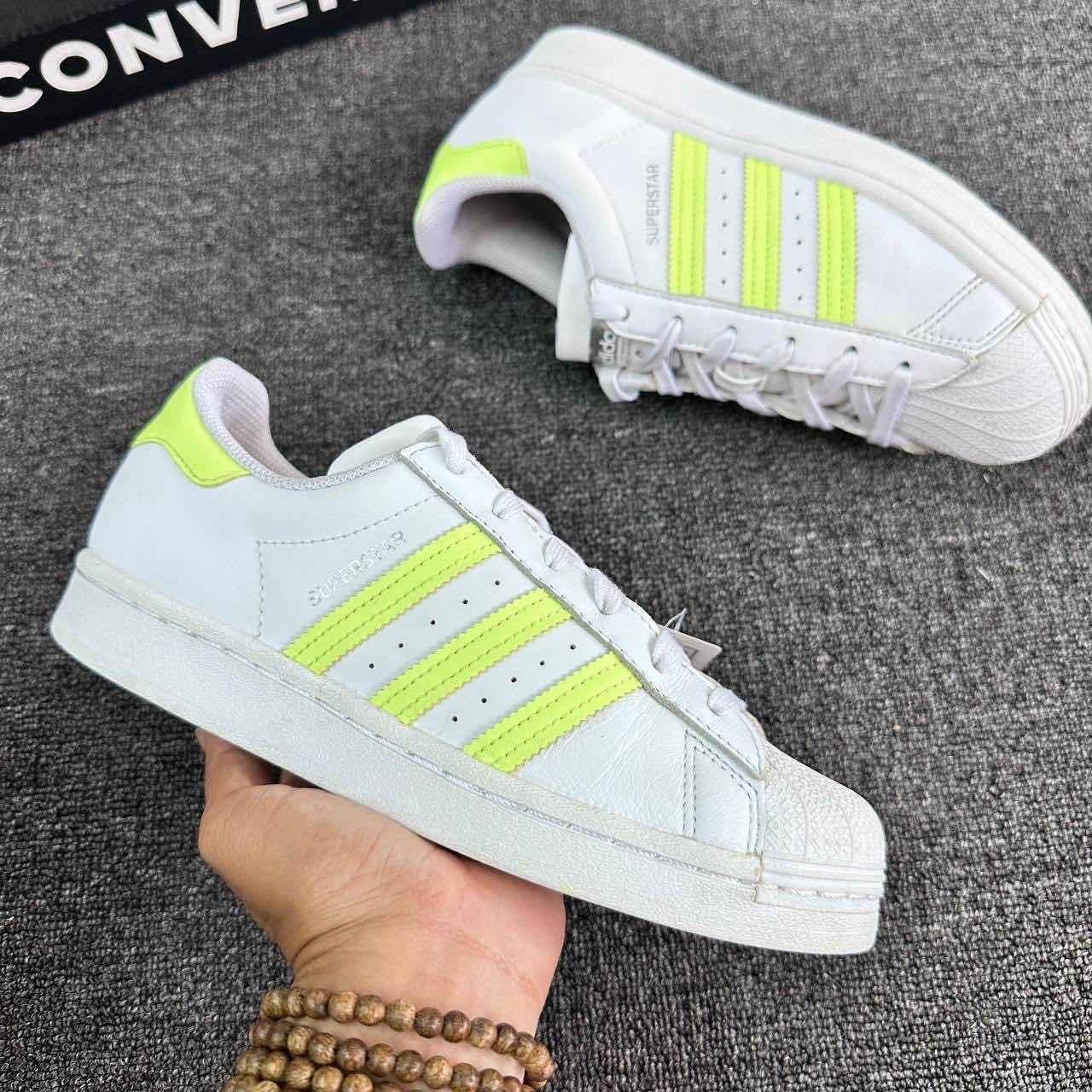 Adidas Superstar