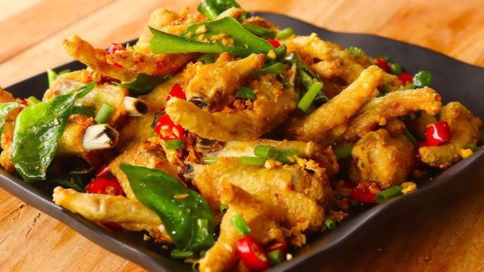 Fried Chicken Feet with salt and Pepper