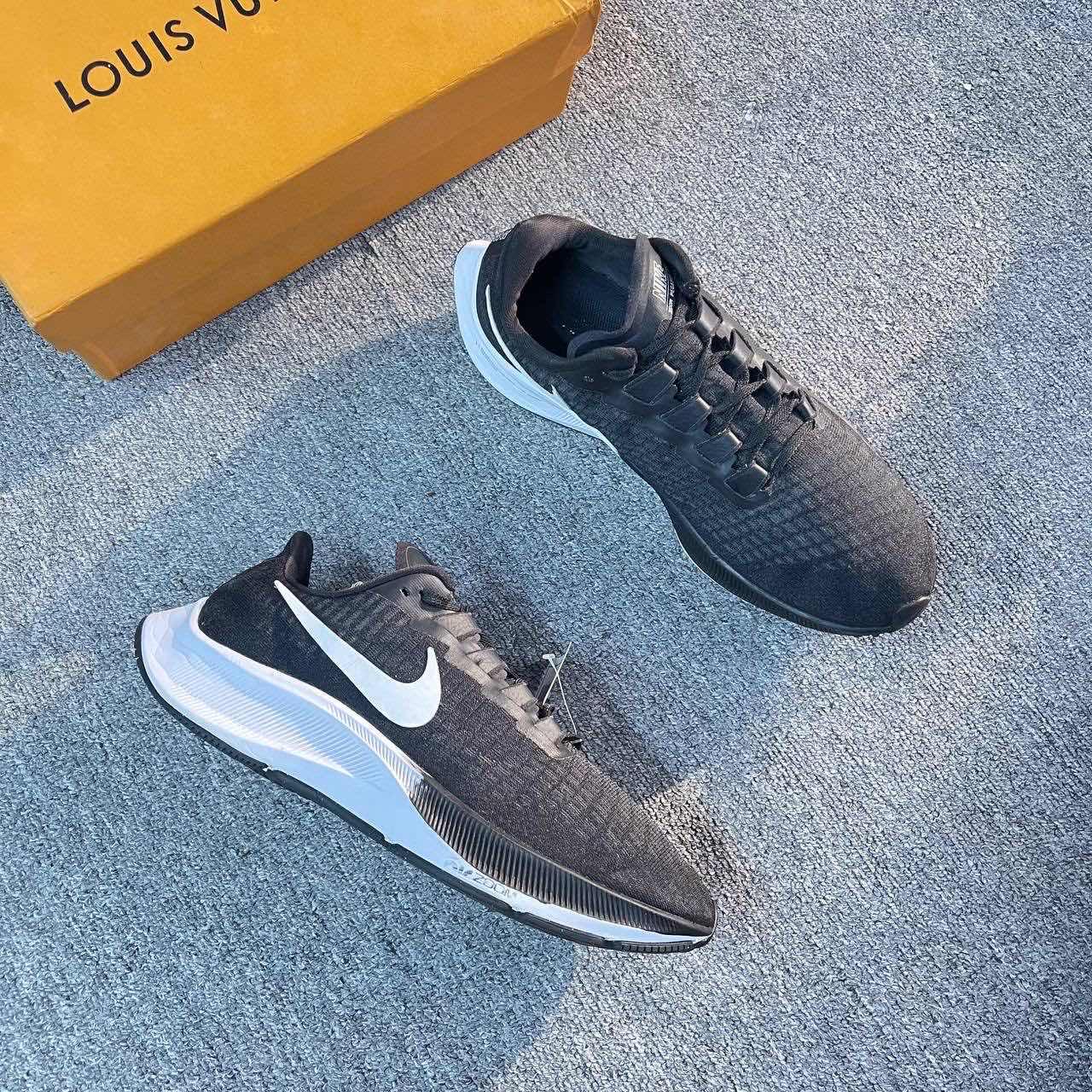 Nike-Air Zoom Pegasus 37