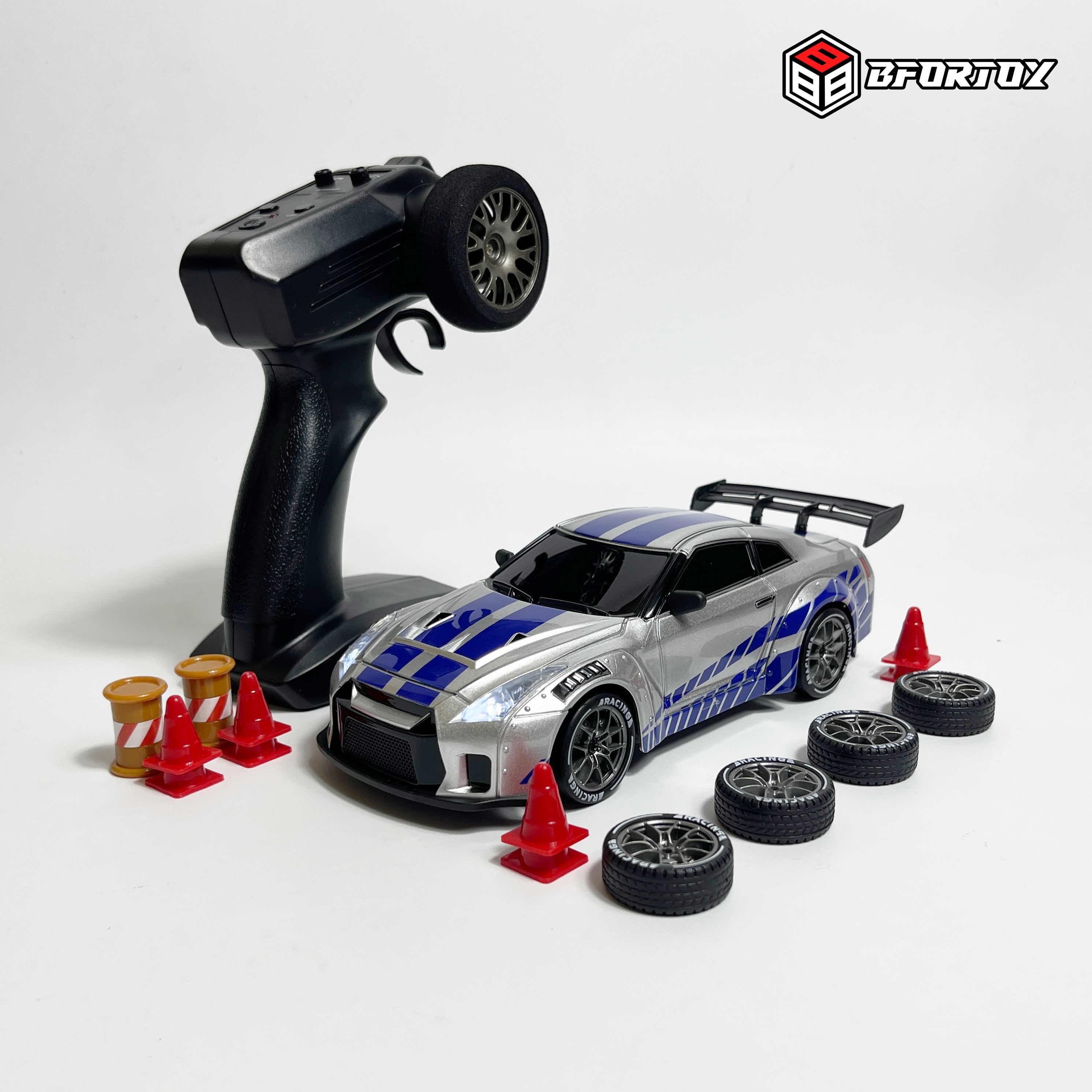 ឡានបញ្ចា Drift Rc ទំហំ 1/24 - Nissan GTR (Gyro Version)