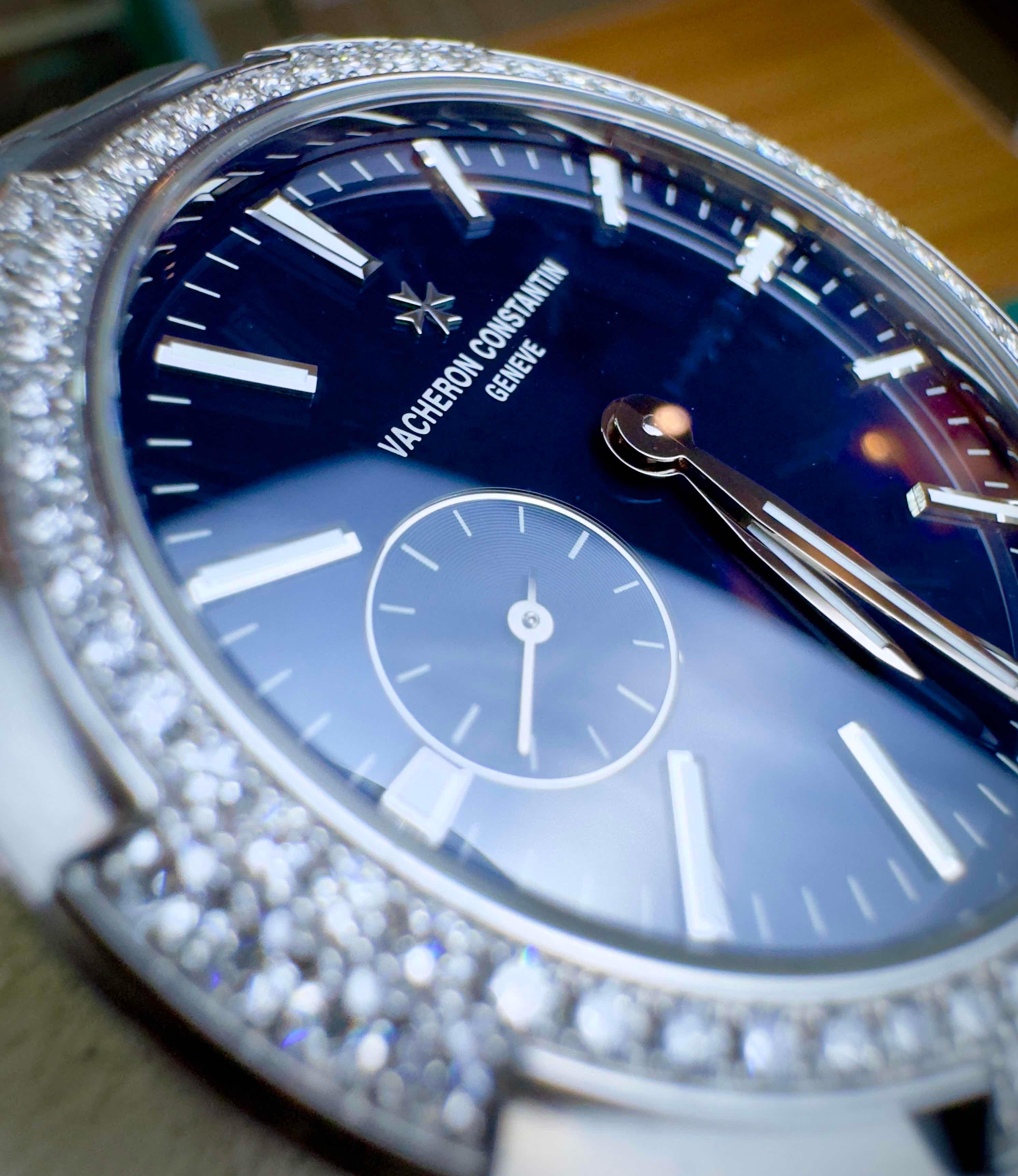 VACHERON CONSTANTIN Overseas Blue Dial Diamonds