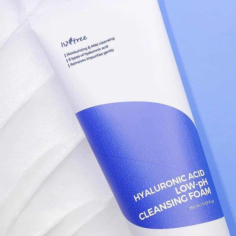 ISNTREE Hyaluronic Acid low pH cleansing foam 150ml
