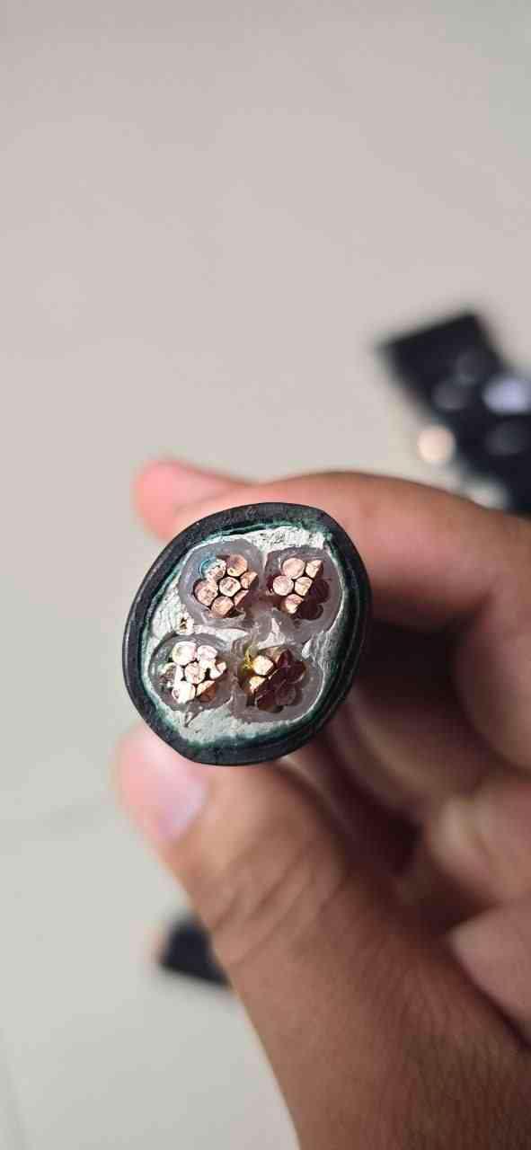 ខ្សែស្ពាន់ 4x35 Sq.mm