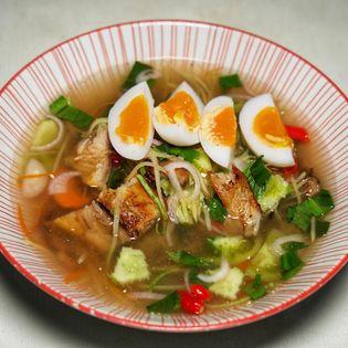 ស្ងោរជ្រក់ក្រៅឆ្នាំង