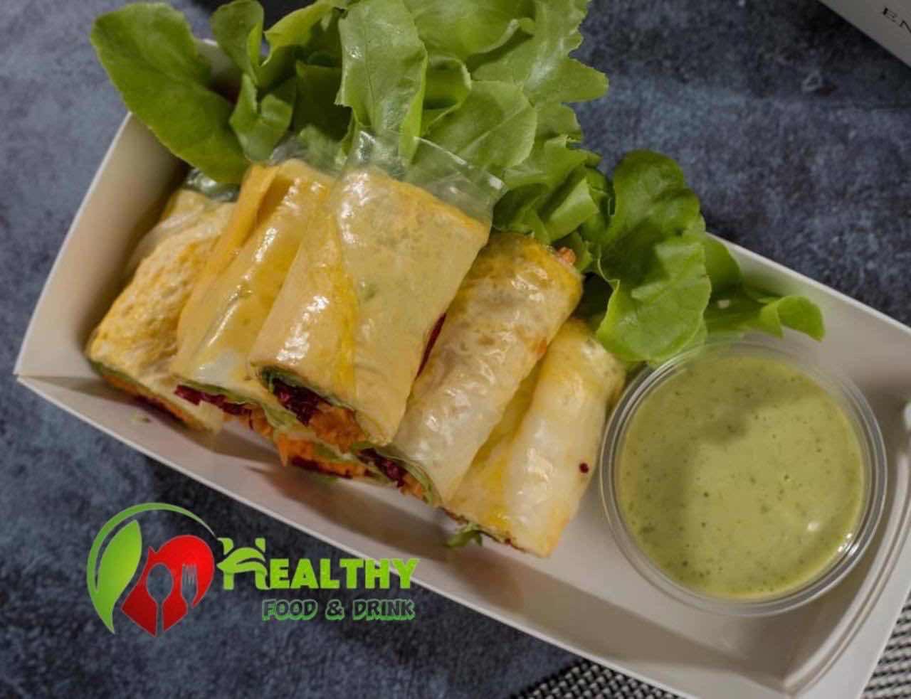 សាឡាដរ៉ូលពងមាន់/Salad Roll Fried egg
