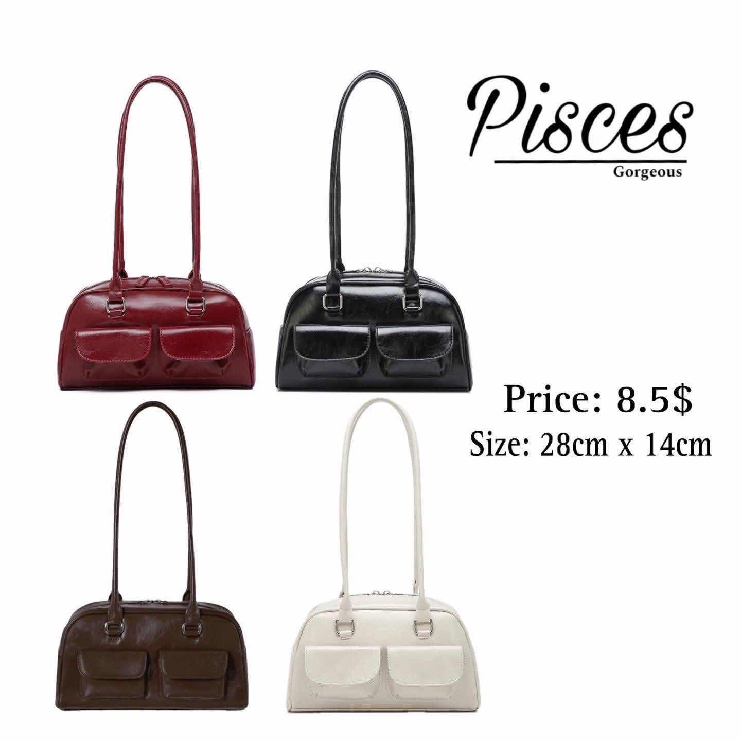 Niche shoulder bag pocket