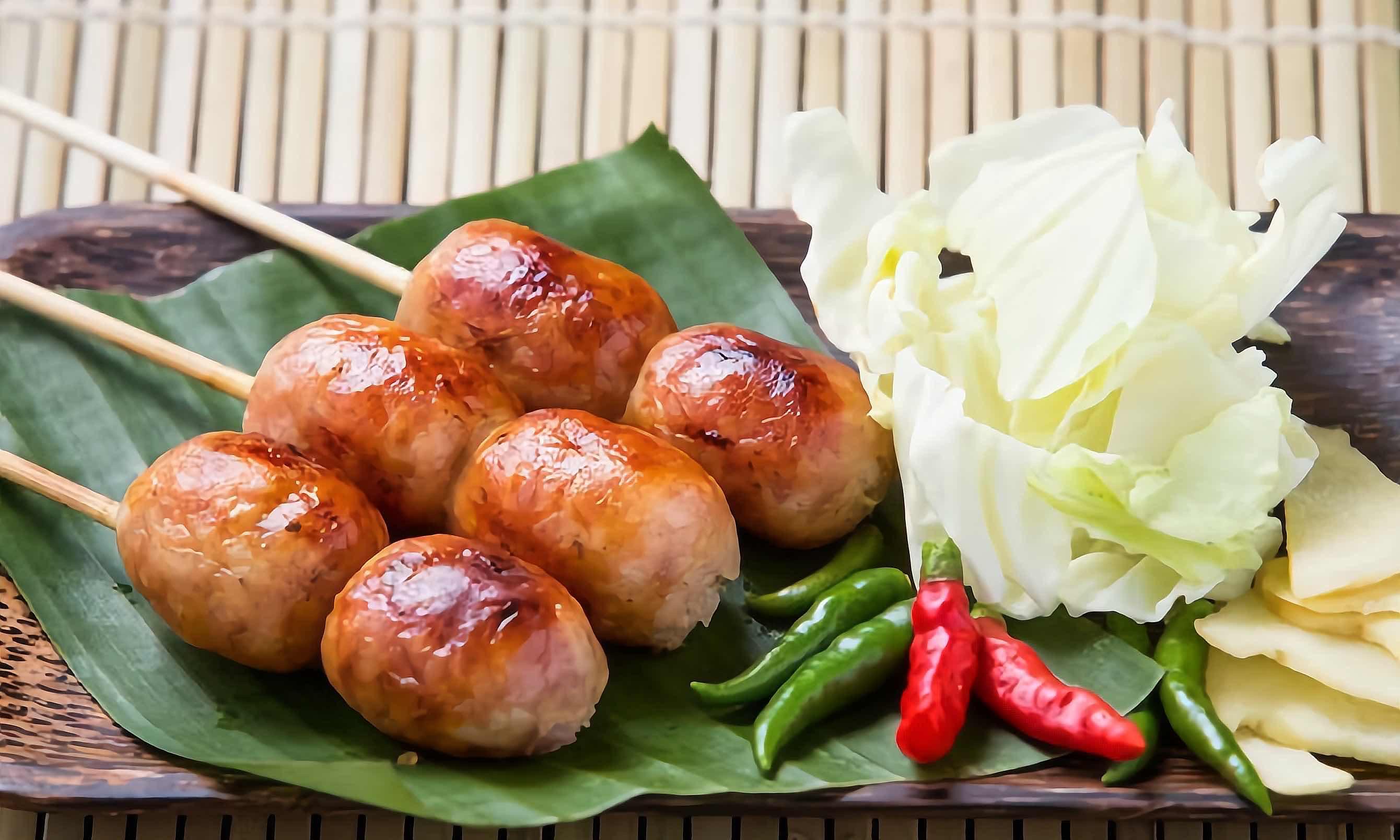សាច់ក្រក់ឥសាន ( ១ចានមាន 12 គ្រាប់ )