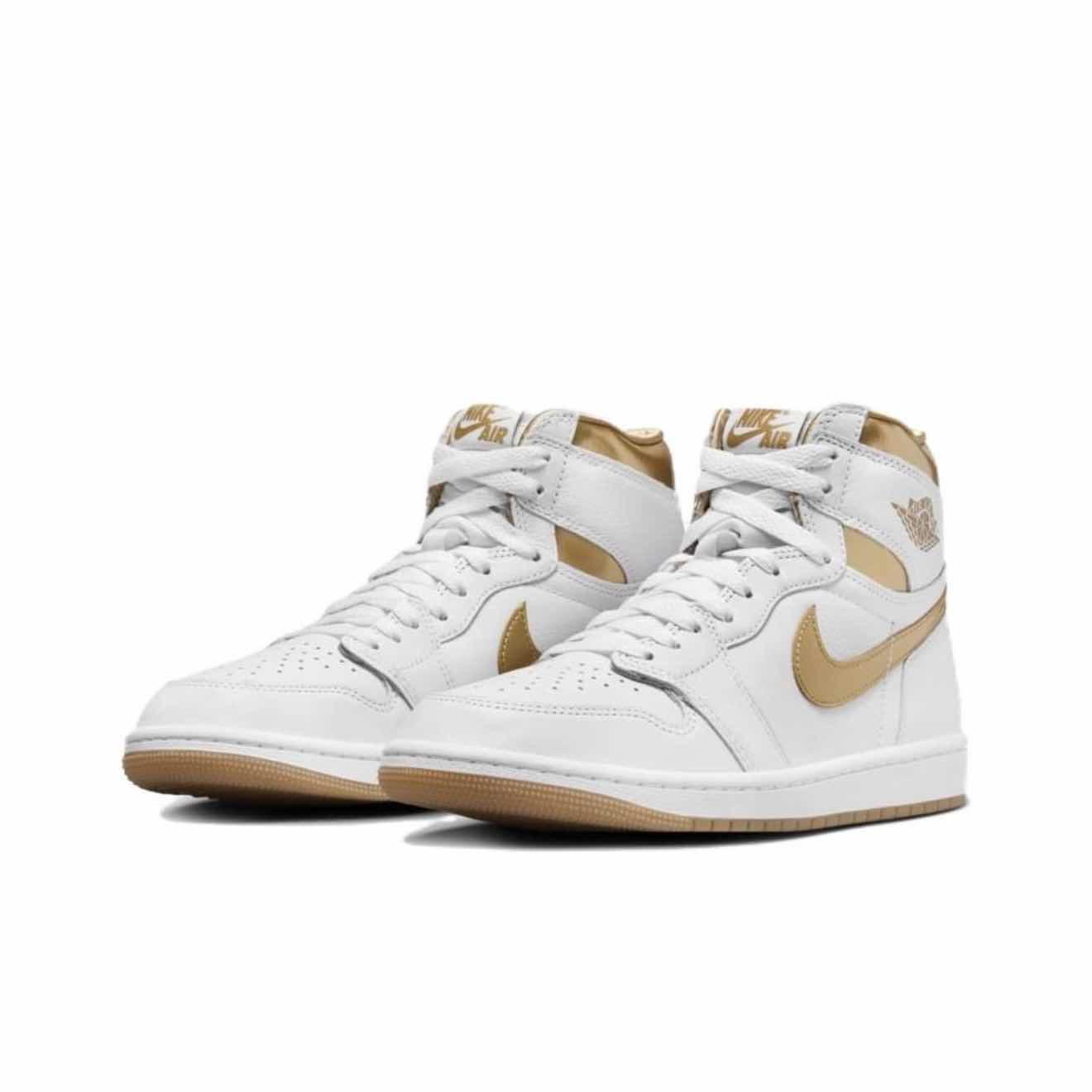 AJ1 High Metallic Gold