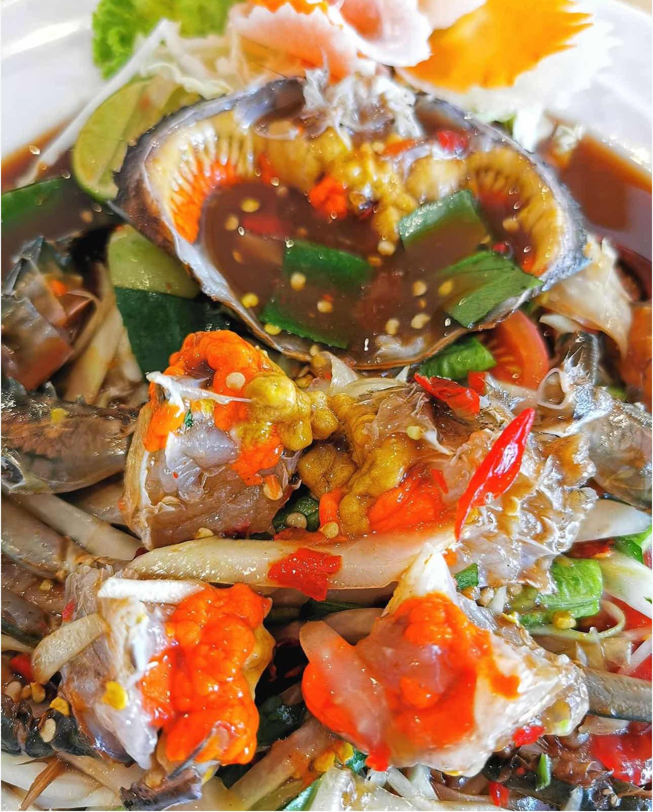 បុកល្ហុង ក្តាមថ្មពង