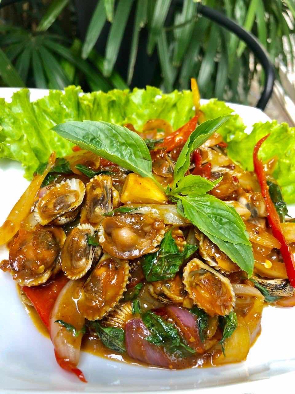ងាវឆាអំពិលទុំ