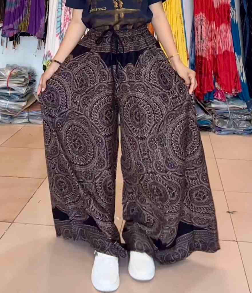ខោវ៉ាល់ជើងធំល្អ