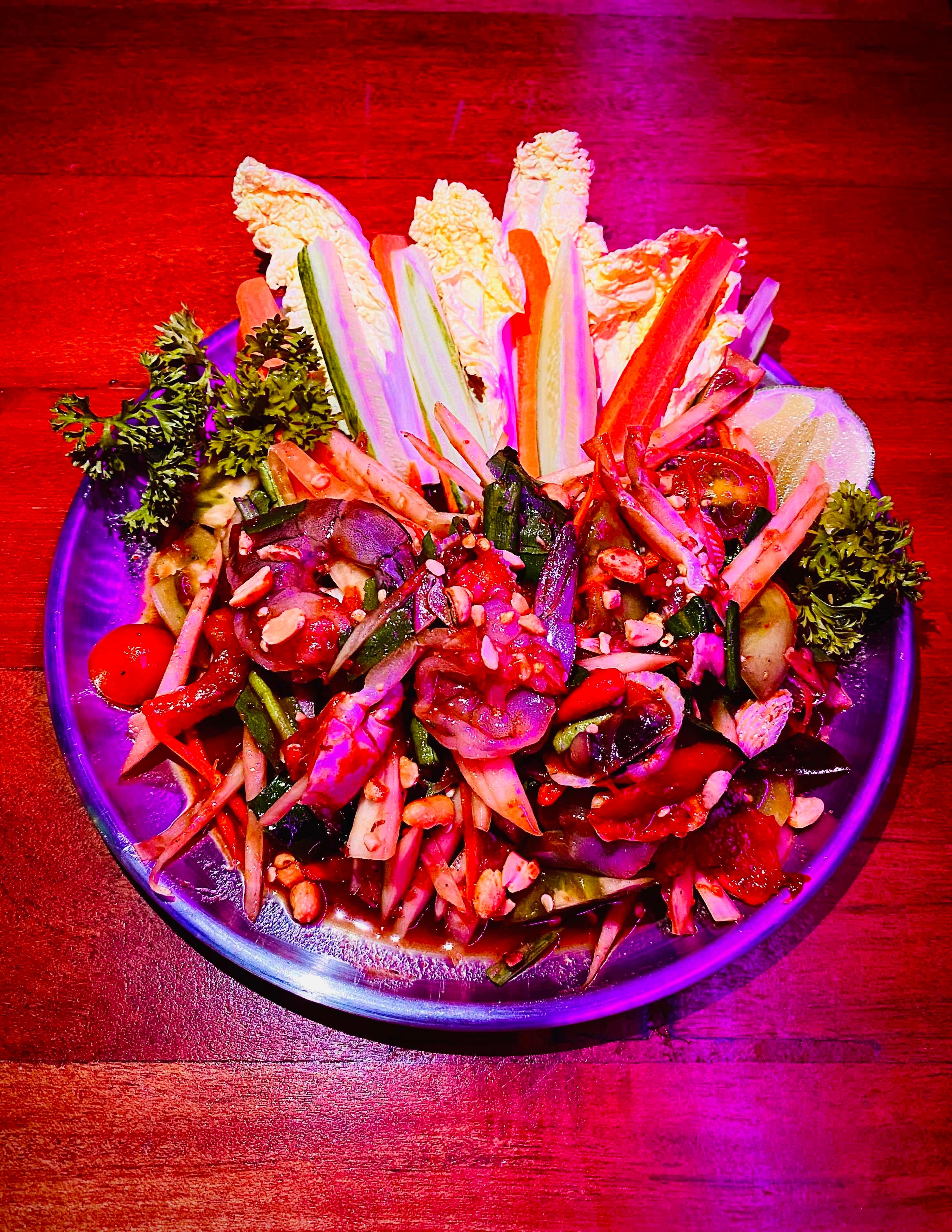 បុកល្ហុងគ្រឿងសមុទ្រ