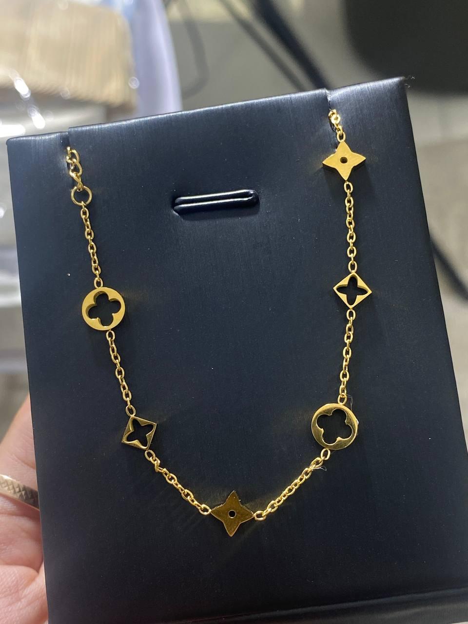 XC031_LV Necklace