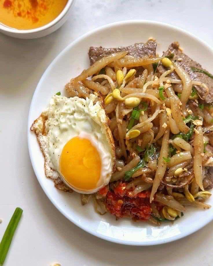 លតឆាសាច់គោ ពងទា